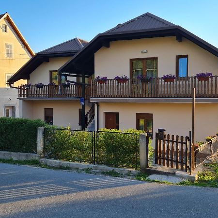 Apartman Nika Otočac Екстериор снимка