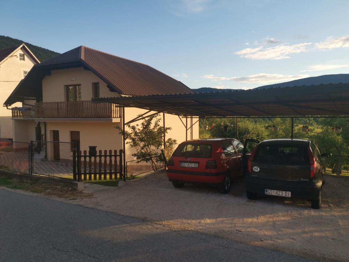 Apartman Nika Otočac Екстериор снимка